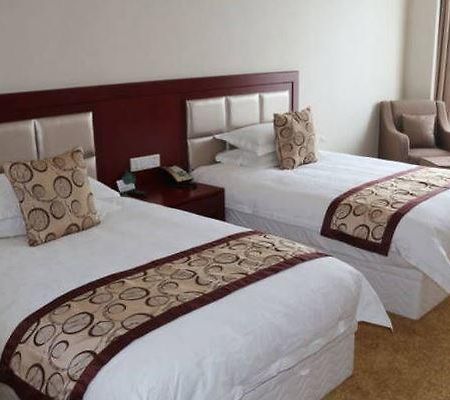 Ramada Shanghai Minhang Xangai Exterior foto