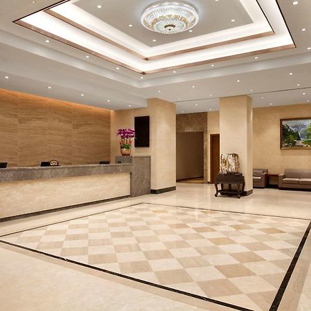 Ramada Shanghai Minhang Xangai Exterior foto